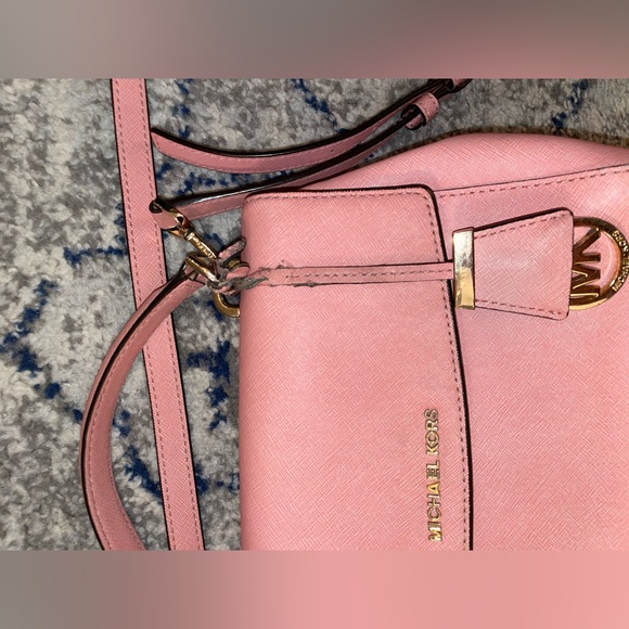 Michael Kors Purse - Picture 2 of 16